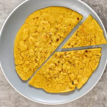 chickpea socca sliced ready to eat