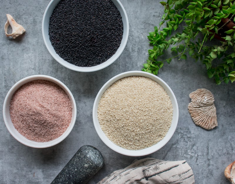 raw ingredients for making gomashio