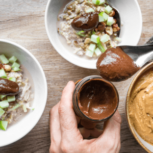 vegan-chocolate-spread-getting-served-from-a-jar